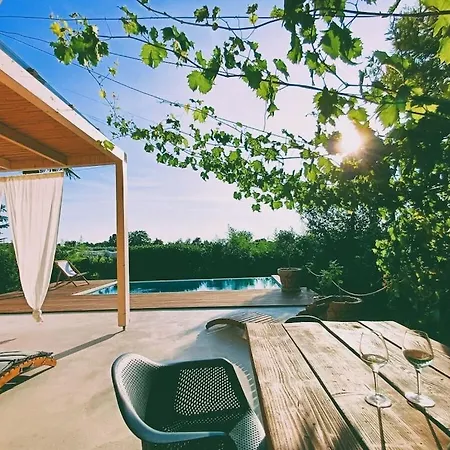 Casa B Comfortable Holiday Tar-Vabriga