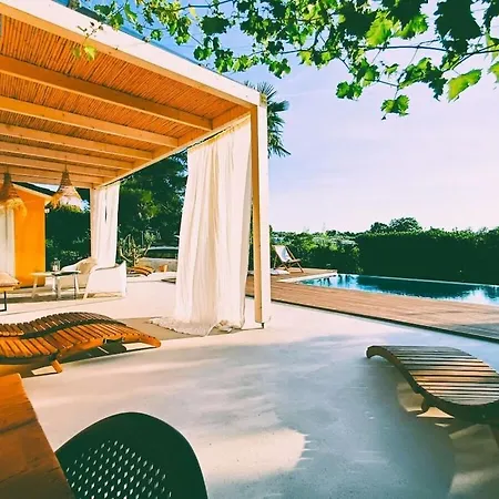 Casa B Comfortable Holiday Hotel na wodzie